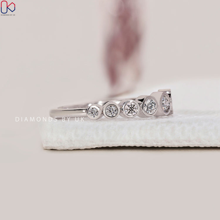 simple wedding band set with lab grown diamond
