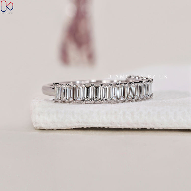 Exquisite Handmade Jewellery​ showcasing expert craftsmanship and timeless beauty.