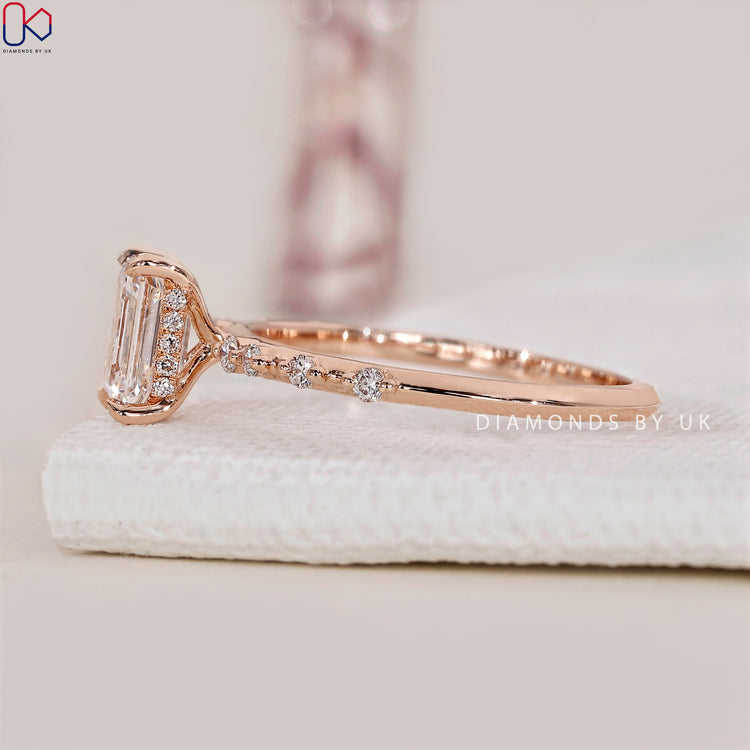 4 prong claw setting engagement ring for secure diamond hold.
