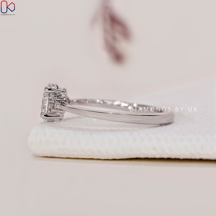 IGI Certified Diamond ring for guaranteed quality.
