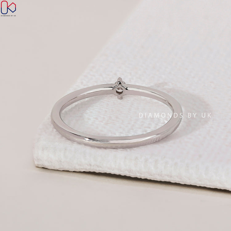 Handmade band crafted by skilled artisans for a unique and personal touch
