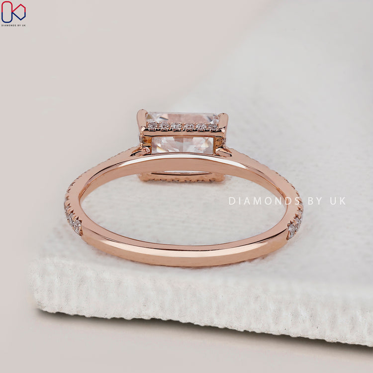 Promise ring with a timeless round cut diamond.
