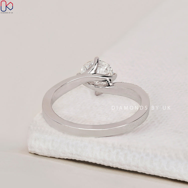 Lab grown diamond ring, offering eco-friendly luxury with sparkle.