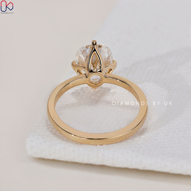 Buy Engagement Ring from Diamondsbyuk for lasting love.
