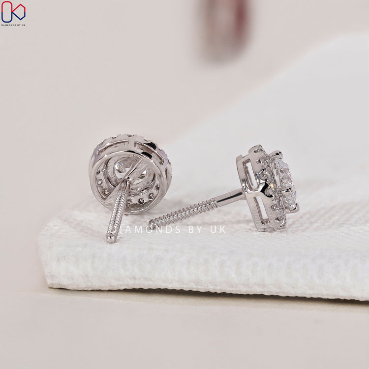 Classic white gold earrings that complement every outfit.
