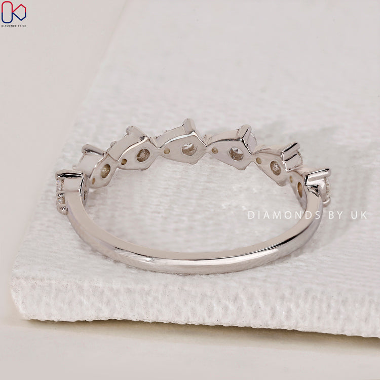 Lab Grown Diamond wedding band offering an ethical and sustainable jewellery choice.