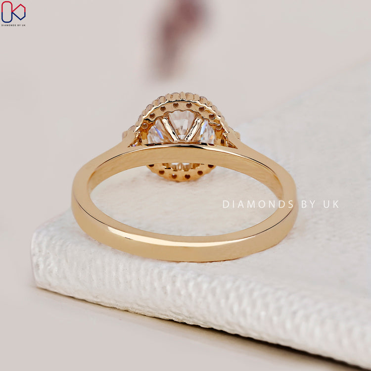 Beautiful handmade ring created with passion and expertise.
