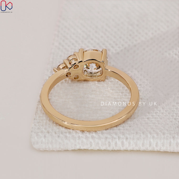 Handmade Jewellery made with precision.
