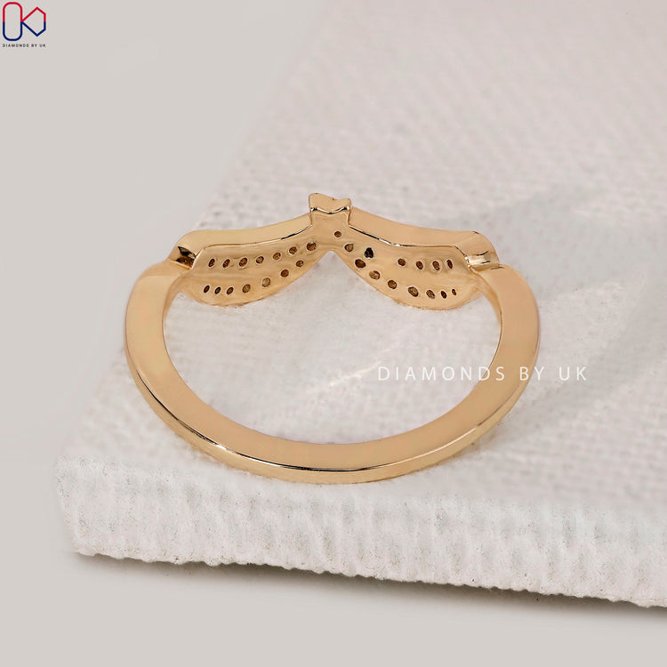 Handmade jewellery collection featuring stunning diamond rings.

