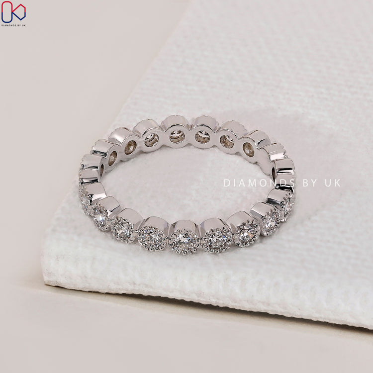 Shop and buy wedding band with exquisite designs for any occasion.
