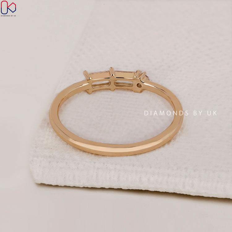 Lab Grown Diamond yellow gold wedding band offering an eco-friendly option.
