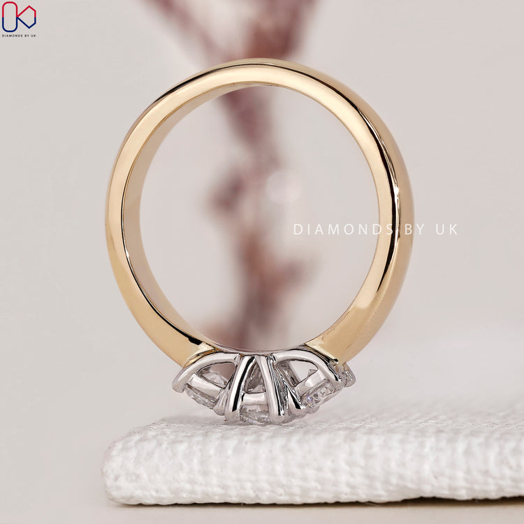 Handmade jewellery with expert craftsmanship.
