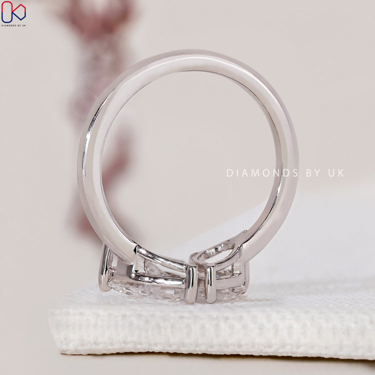 Handmade Jewellery featuring exquisite lab grown diamonds.
