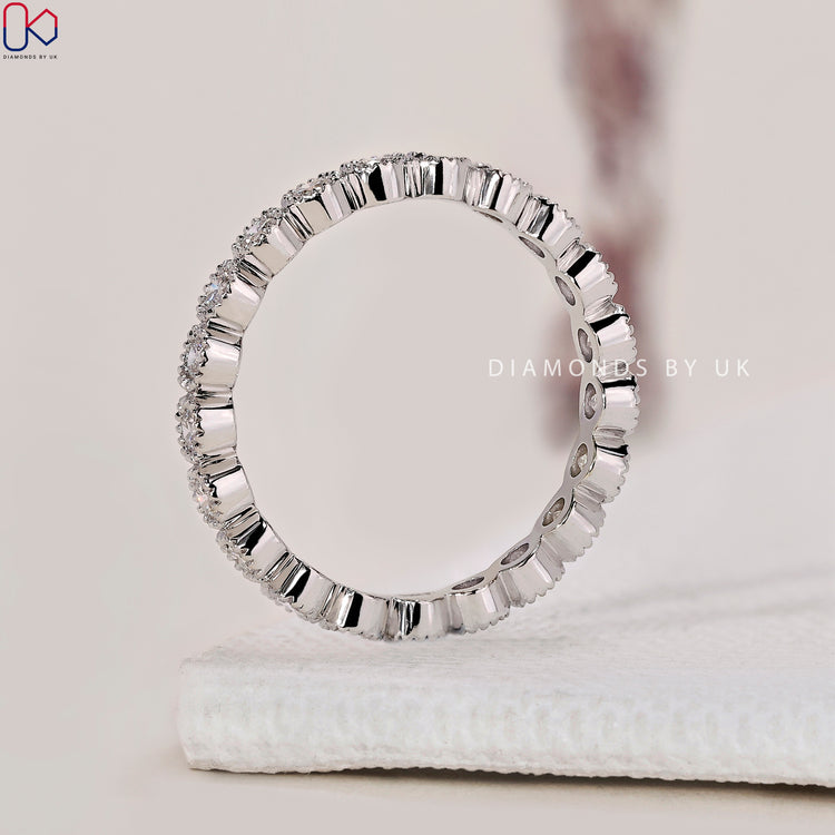 IGI certified wedding band ensuring quality and authenticity for diamonds.
