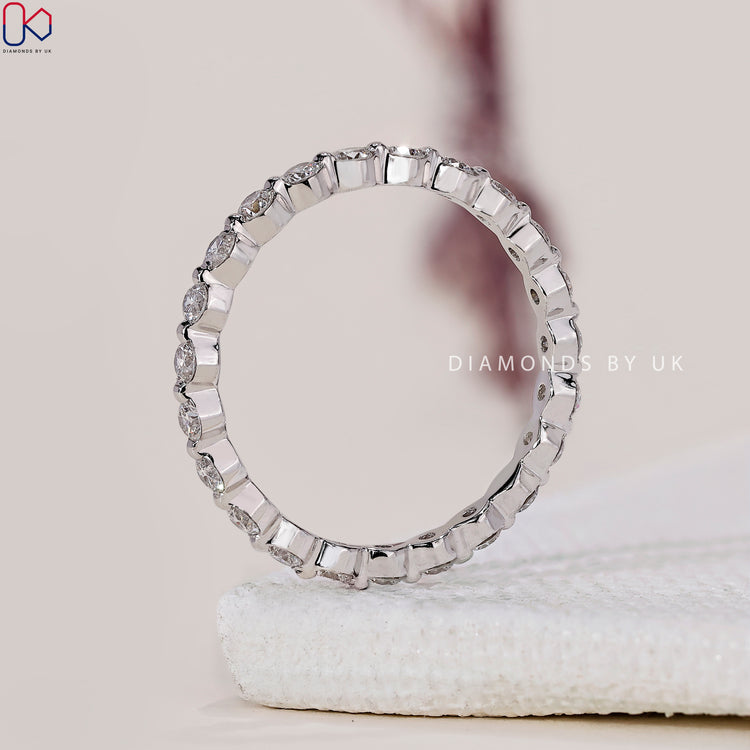 Exquisite handmade jewellery designed for special moments.
