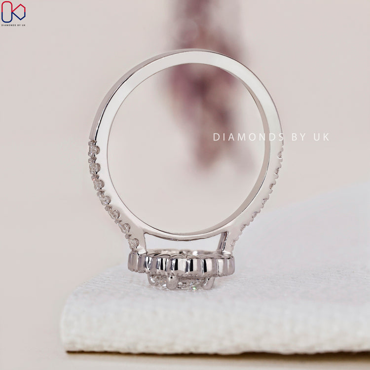 Diamondsbyuk Halo Diamond Engagement Ring Design.
