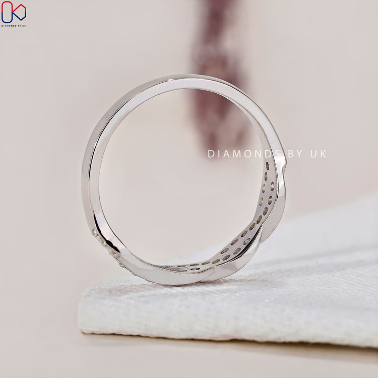 Handmade band designed by skilled artisans with attention to detail.
