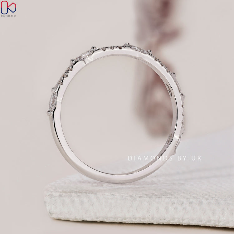 IGI certified wedding band ensuring ethically sourced, high-quality diamonds.
