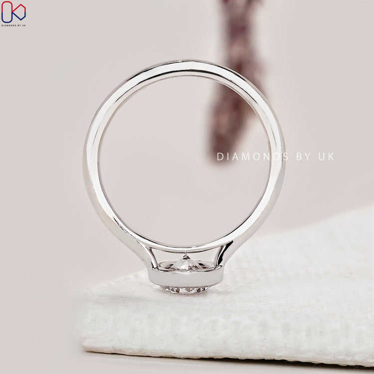 Diamondsbyuk engagement ring offering timeless beauty and style.
