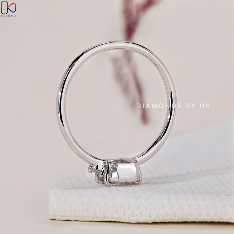 Lab Grown Diamond 2 stone diamond ring for an eco-friendly choice.