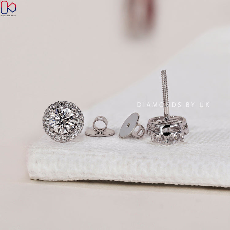 Handmade earrings crafted with precision and elegance.
