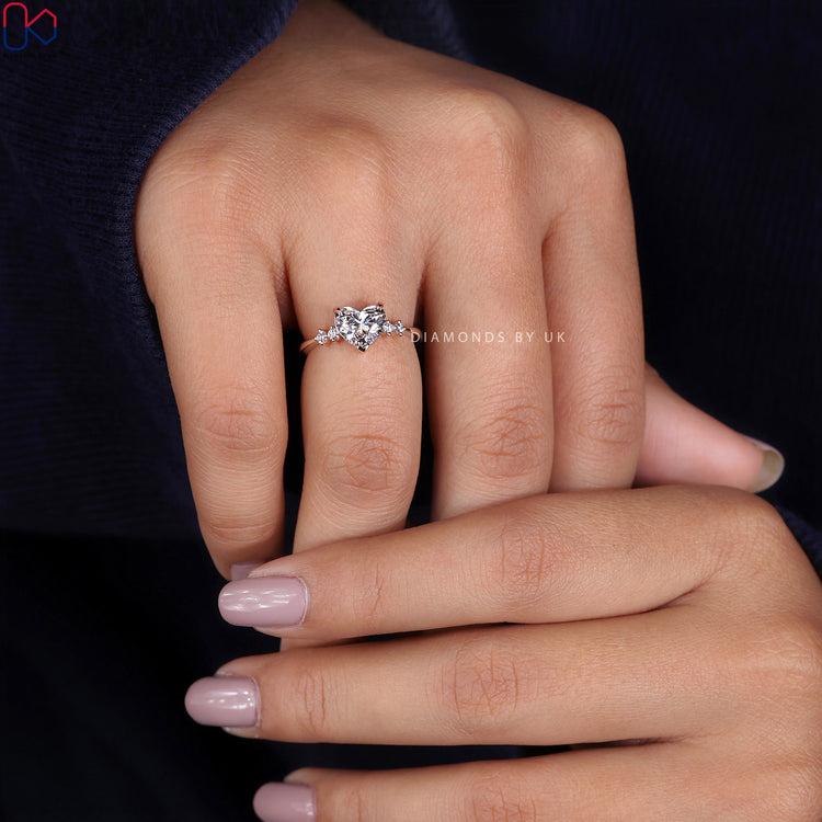 Engagement ring UK – stunning designs available
