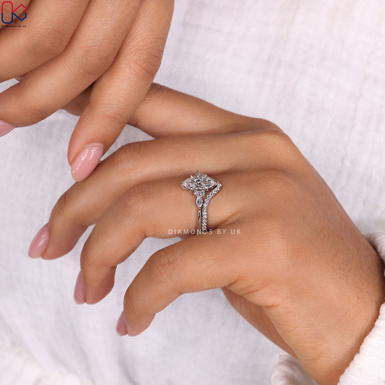 Stunning 6 prong claw setting for a secure and elegant look.
