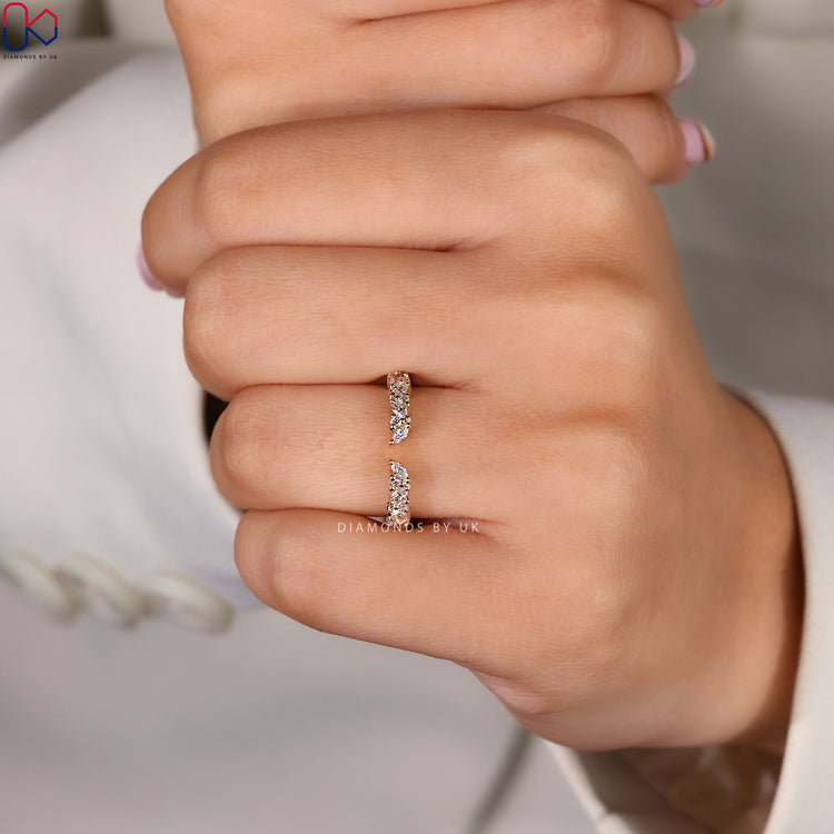 Low setting wedding band designed in yellow gold for a soft and secure fit.
