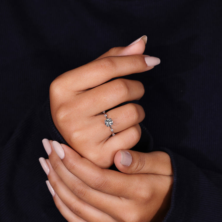 IGI Certified lab grown round diamond ring.