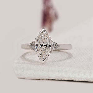 Dutch Marquise Engagement Ring With Muse Setting