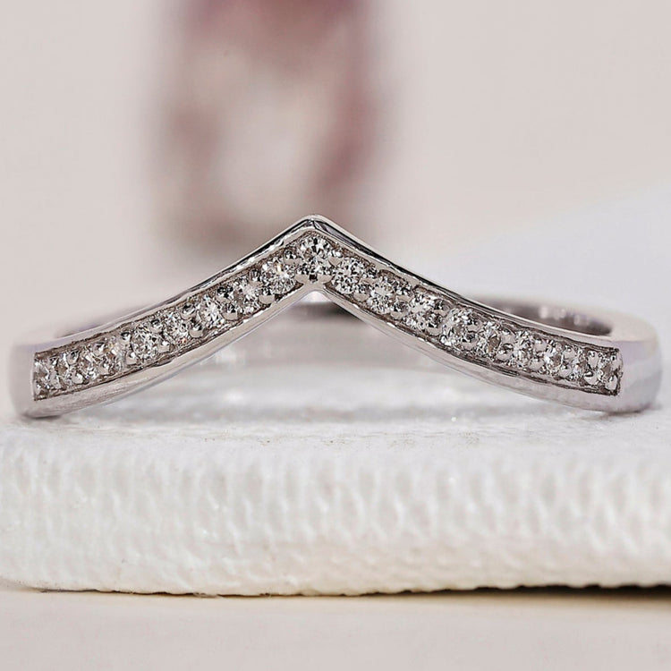 Chevron Wedding Band – Round Diamonds