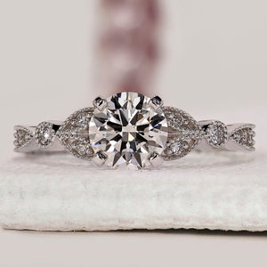 Vintage Round Diamond Ring In White Gold