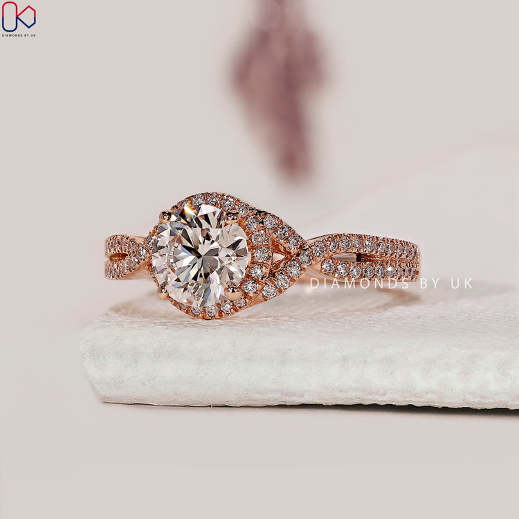 Twisted pave setting ring in rose gold.
