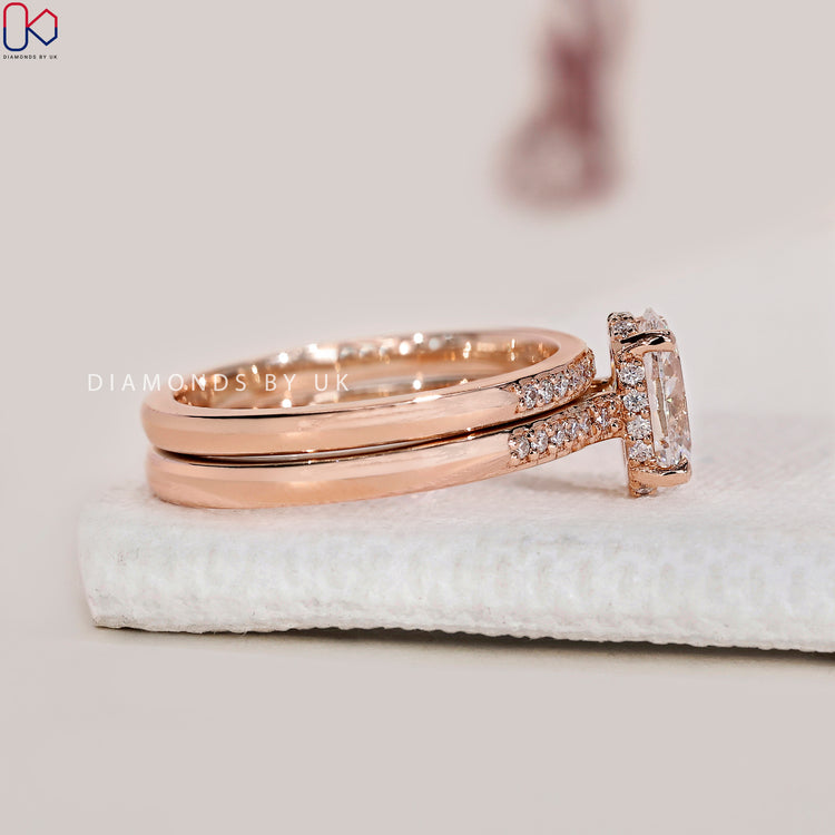 Prong setting ring with Lab Grown Diamond in a rose gold bridal set.
