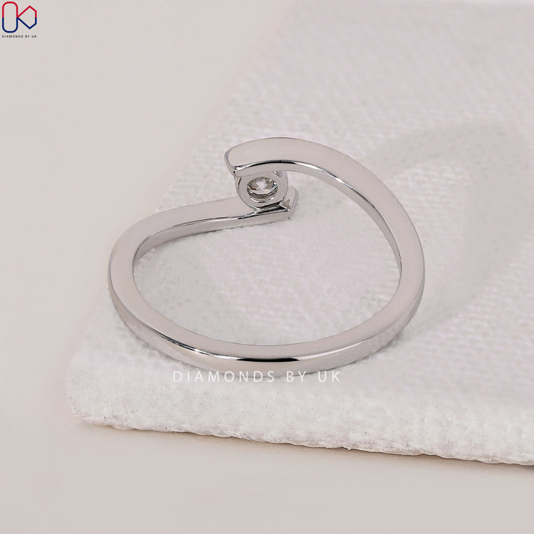 Lab Grown Diamond solitaire diamond ring offering an ethical and sustainable option.
