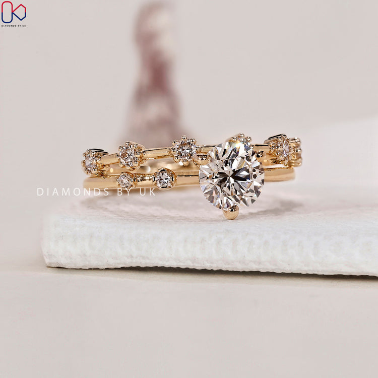 3 prong set diamond ring offering a secure and stylish fit.
