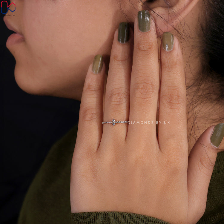 Yellow Gold Wedding Band - Round Diamonds