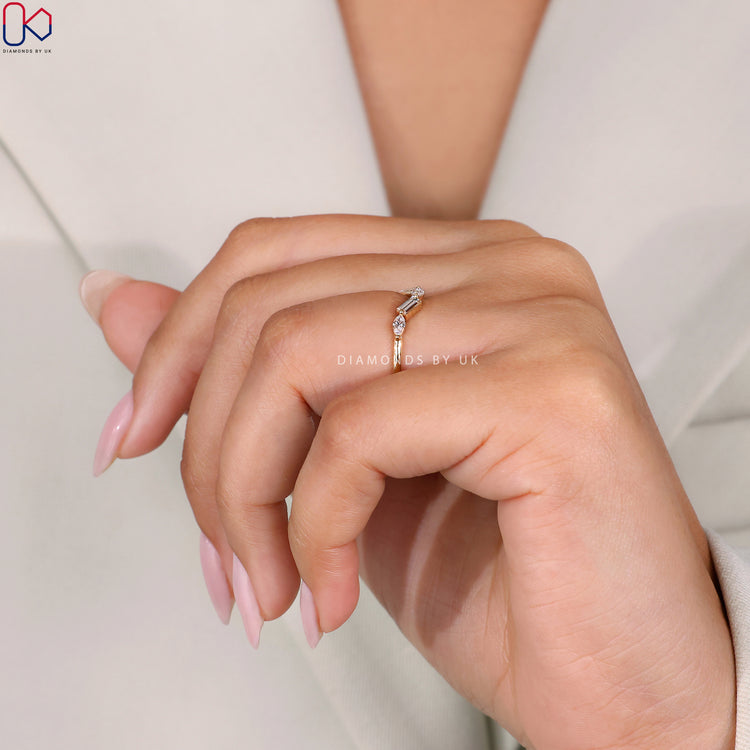 Buy diamond band in yellow gold wedding band.
