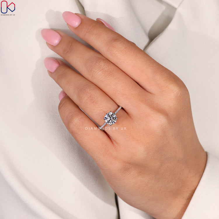 Customise your ring with a unique setting.
