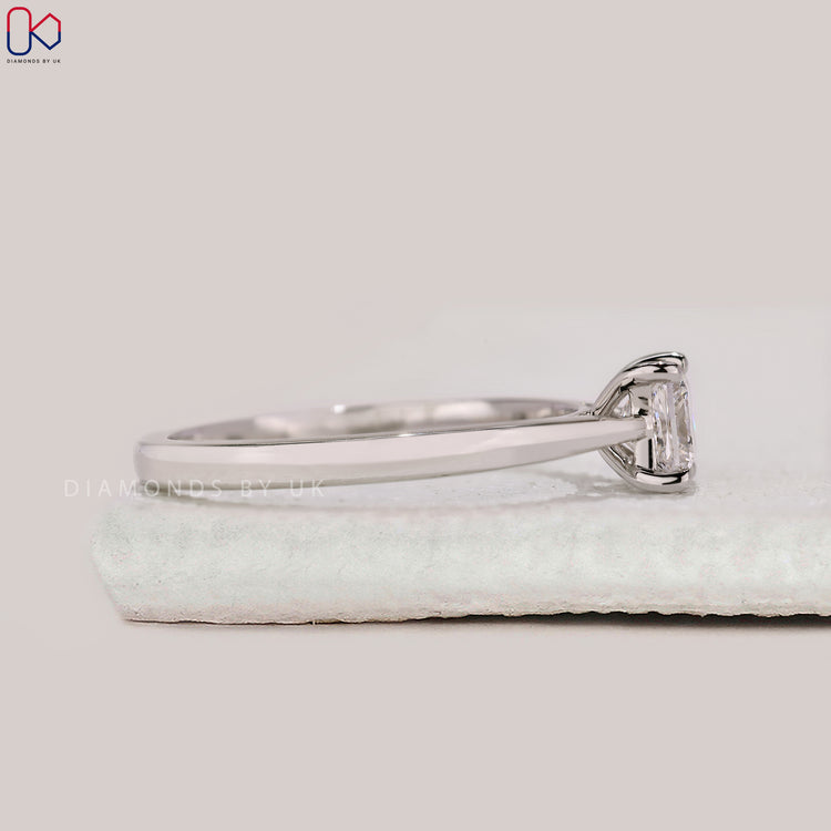 Buy princess cut diamond engagement ring online.
