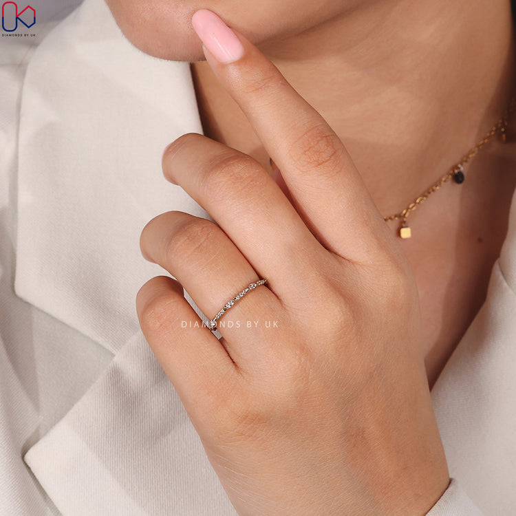 Marquise and round wedding band in handmade jewellery.
