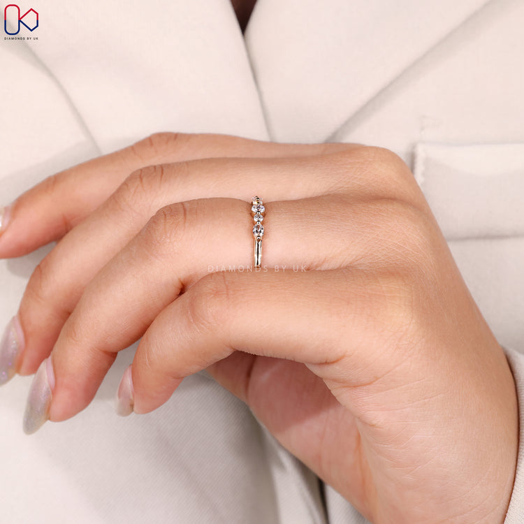 Buy wedding band in yellow gold.
