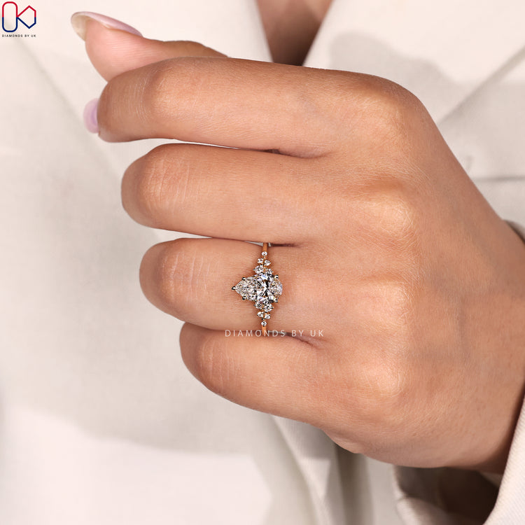 Buy pear shaped diamond engagement ring online.
