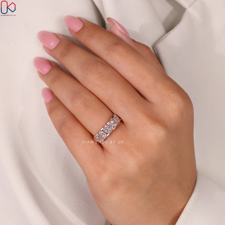 Buy diamond band made as baguette diamond wedding band.
