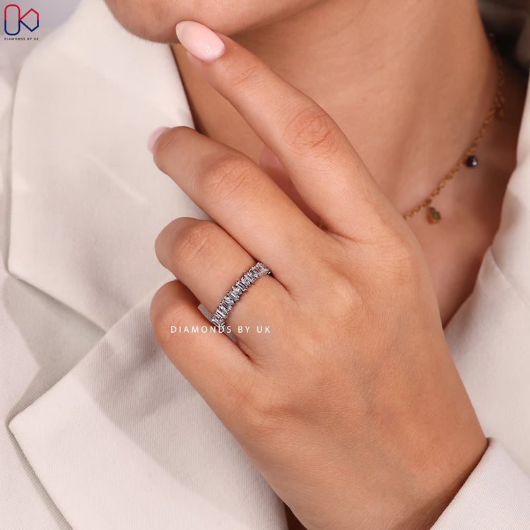 Handmade jewellery round prong wedding band.
