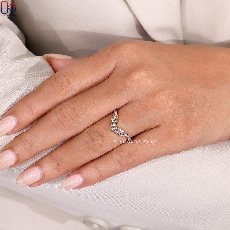 Diamondsbyuk wedding band in yellow gold wedding band.
