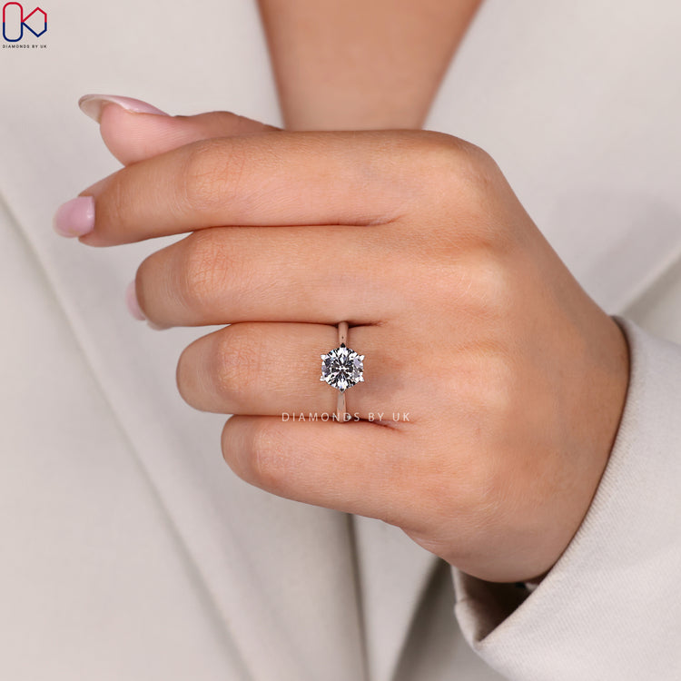 White gold ring perfect for engagements or weddings.
