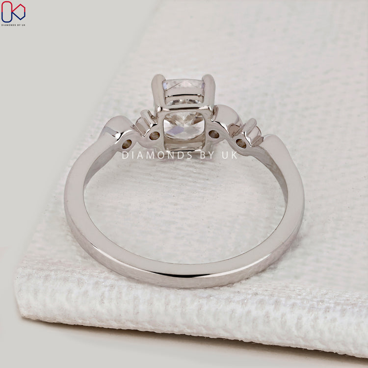IGI Certified cushion cut diamond ring design.