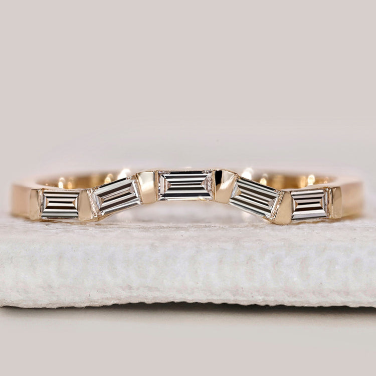 Baguette diamond wedding band with bar set wedding band.
