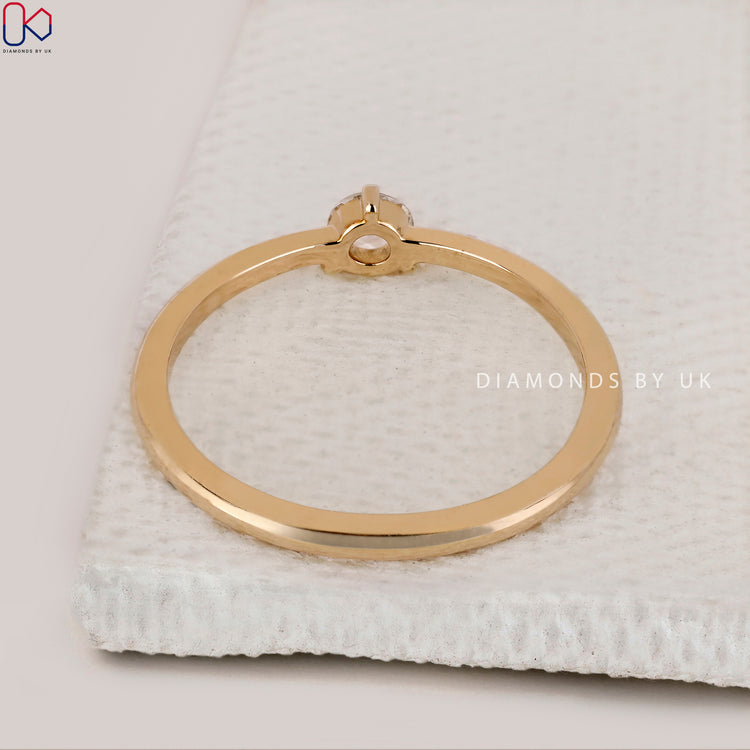 Handmade jewellery offering unique and finely crafted pieces.
